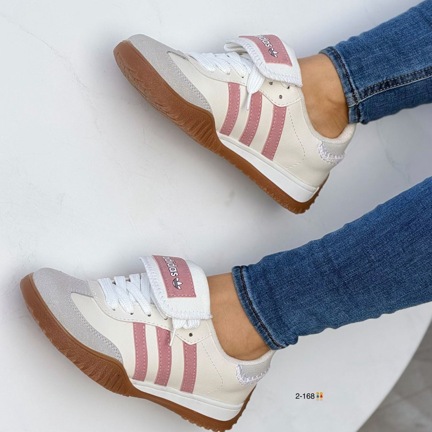 TENIS ADID4S STREET PARA DAMA TIK1